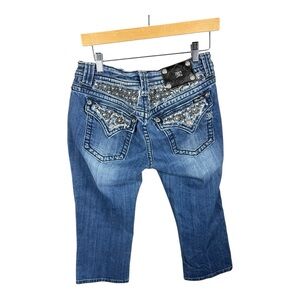 Miss‎ Me Embellished Capris